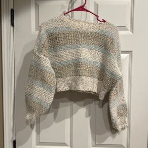 Super cute cropped sweater